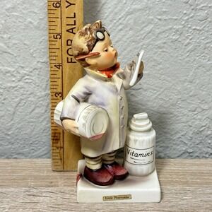 Goebel Hummel Little Pharmacist HUM 322 TMK4 5.5" Figurine 1955 Reinhold Unger